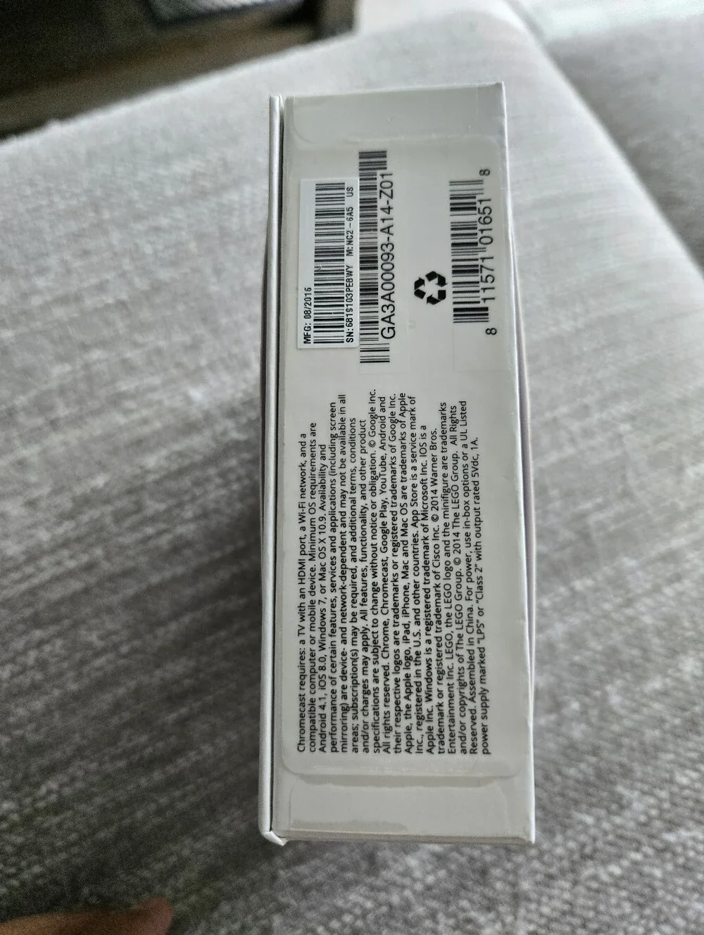 google White Accessory Box with Barcode Label